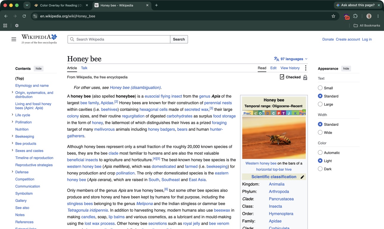 Wikipedia's Honey bee article with Helperbird's floating button turned off.